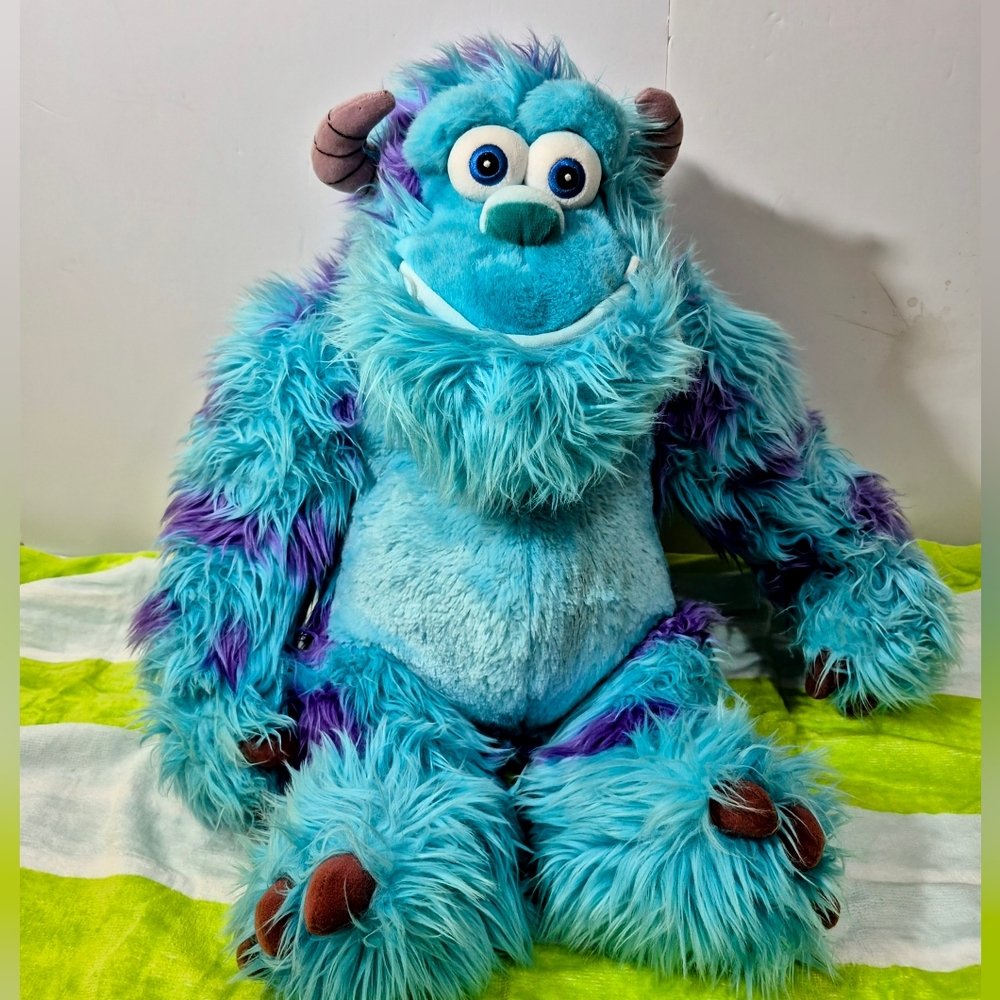 DISNEY PIXAR Monsters Inc Sully Just Play Jumbo Plush 18” Stuffed Animal
